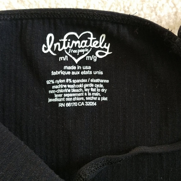 FP m/l cami w/ lace detail black - Picture 3 of 4